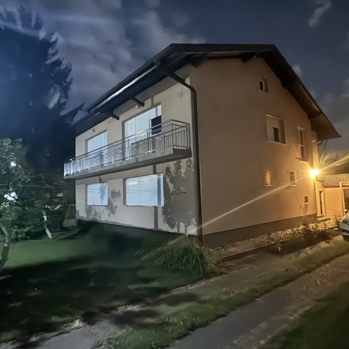 Kuća noću